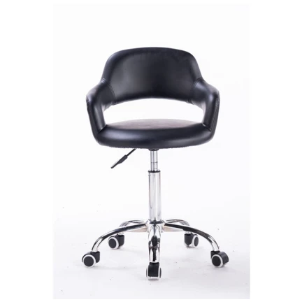 Pedicure stool chu wheels neiin a awm bawk.
